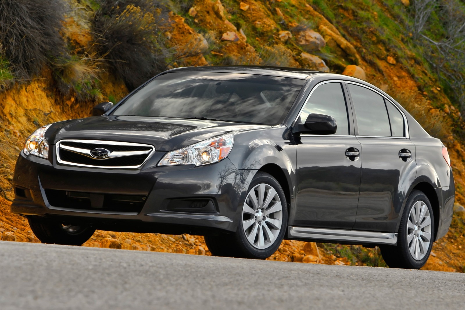 2010 Subaru Legacy Review & Ratings | Edmunds