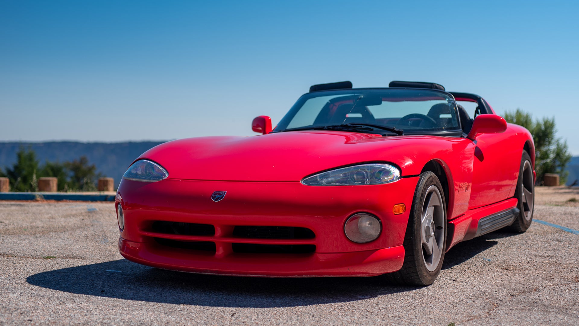 1994 Dodge Viper RT/10 Review: Taming Machismo In Car Form