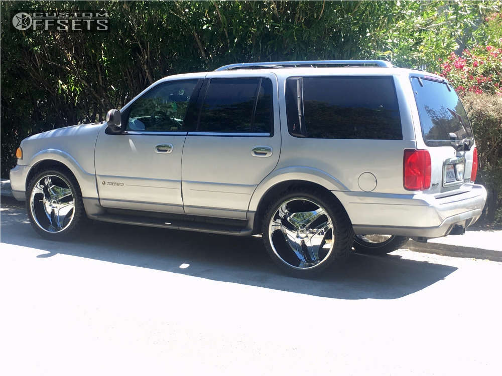 1999 Lincoln Navigator with 24x9.5 10 Helo He849 and 285/40R24 Atturo Trail  Blade Xt and Stock | Custom Offsets