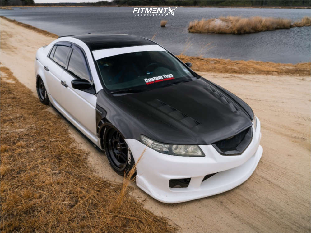 2005 Acura TL Base with 18x9.5 Klutch Ml1 and Nitto 235x35 on Air  Suspension | 1557957 | Fitment Industries