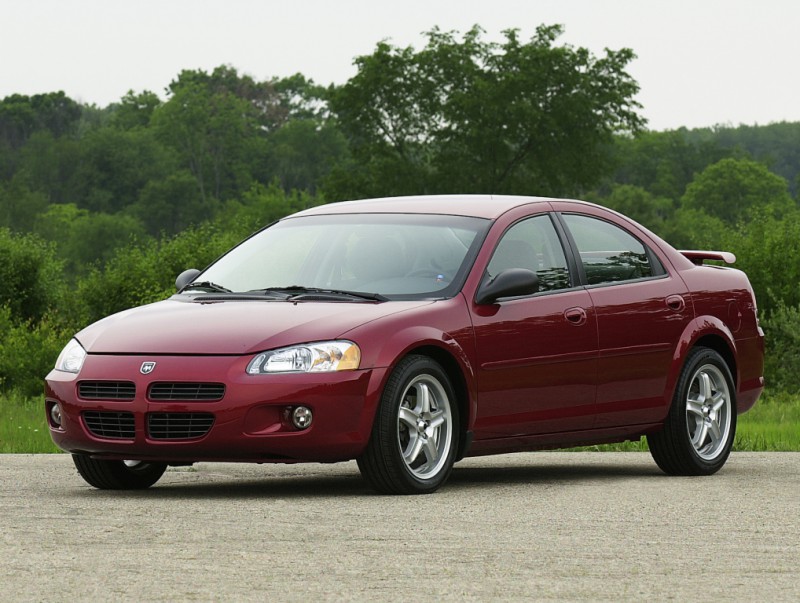 Dodge Stratus 2001 2.4 (2001 - 2006) reviews, technical data, prices