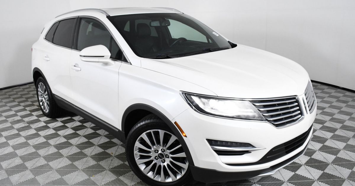 Used 2017 Lincoln MKC Reserve for sale at HGreg