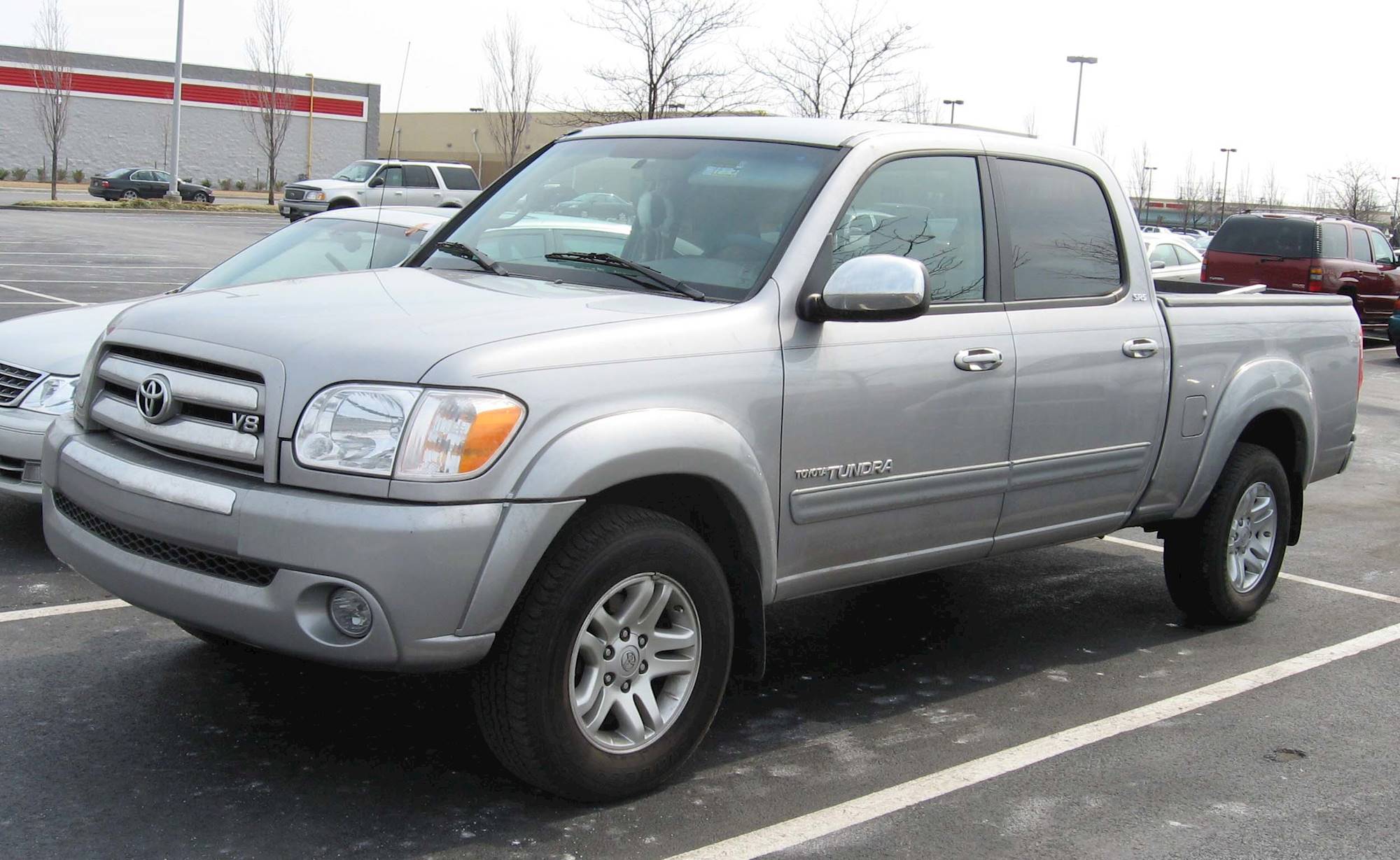 2004 Toyota Tundra Base - Regular Cab Pickup 3.4L V6 auto 8.2 ft Bed