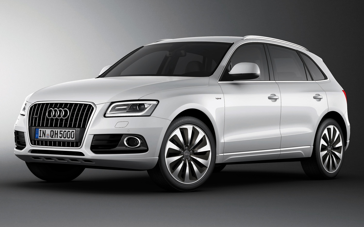 2013 Audi Q5 Hybrid EPA-Rated at 24/30 MPG - Can it Win Over Hybrid  Shoppers?