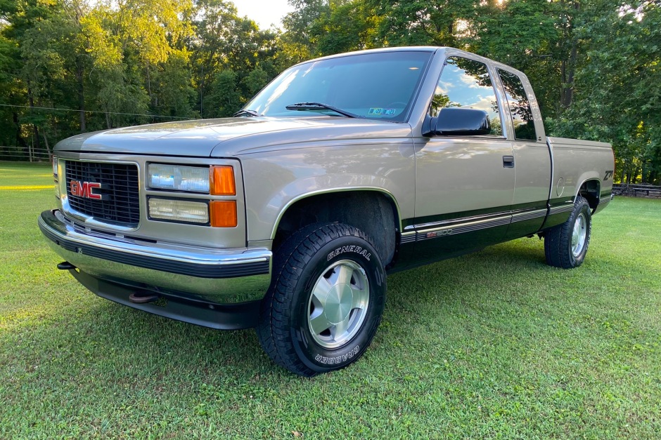 No Reserve: 1998 GMC Sierra K1500 Z71 4×4 for sale on BaT Auctions - sold  for $18,260 on August 18, 2022 (Lot #81,829) | Bring a Trailer