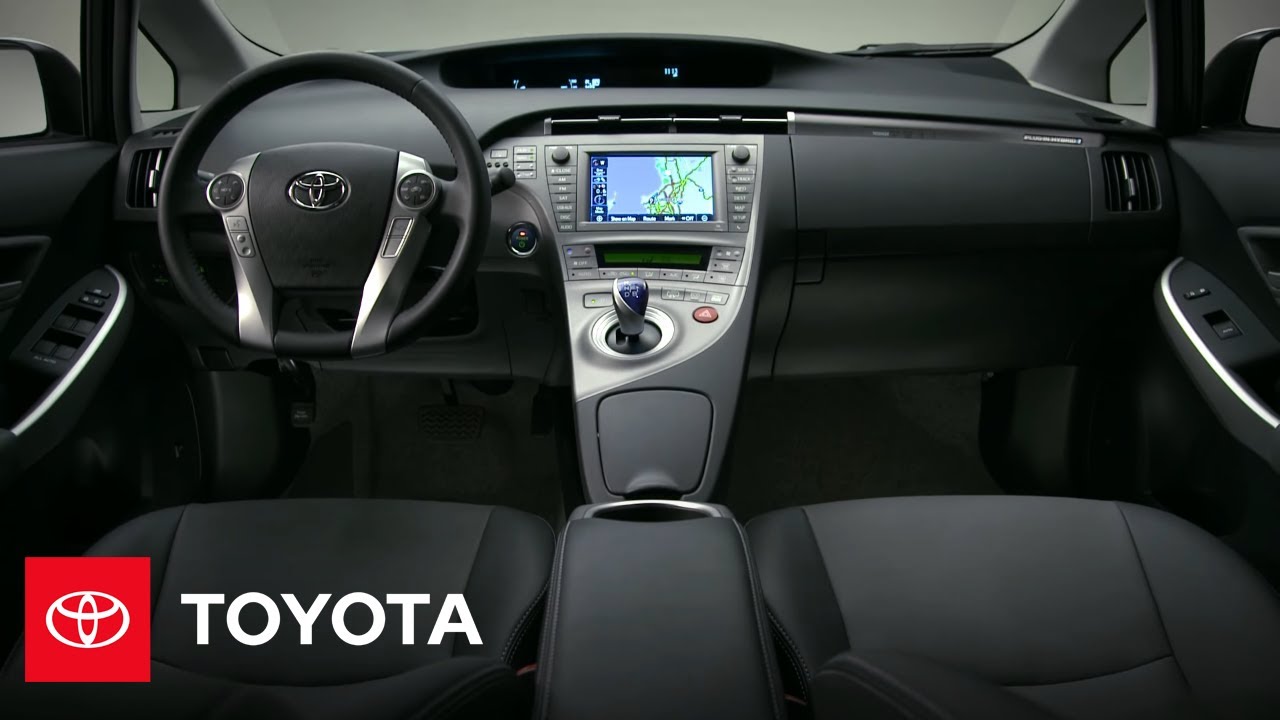 2012 Prius Plug-in How-To: Interior | Toyota - YouTube