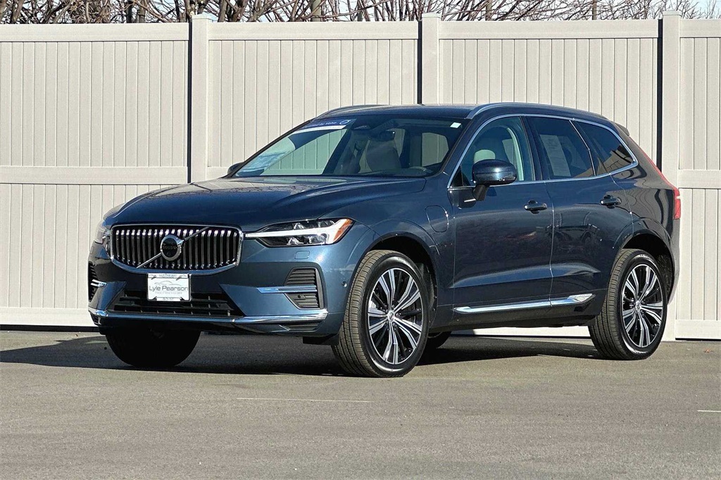 Certified Pre-Owned 2022 Volvo XC60 Recharge Plug-In Hybrid T8 Inscription  4D Sport Utility in Boise #A22V7555 | Lyle Pearson Auto Group