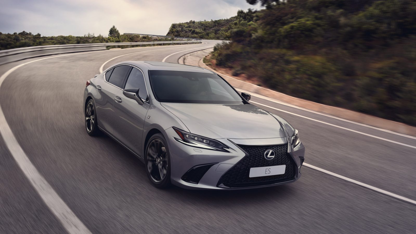 Lexus ES 300h: what's changed for 2023 - Lexus UK Magazine