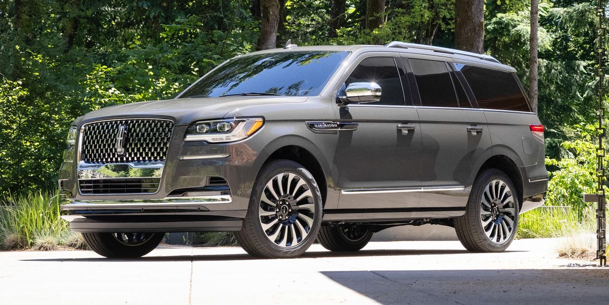 2023 Lincoln Navigator Review, Pricing, and Specs