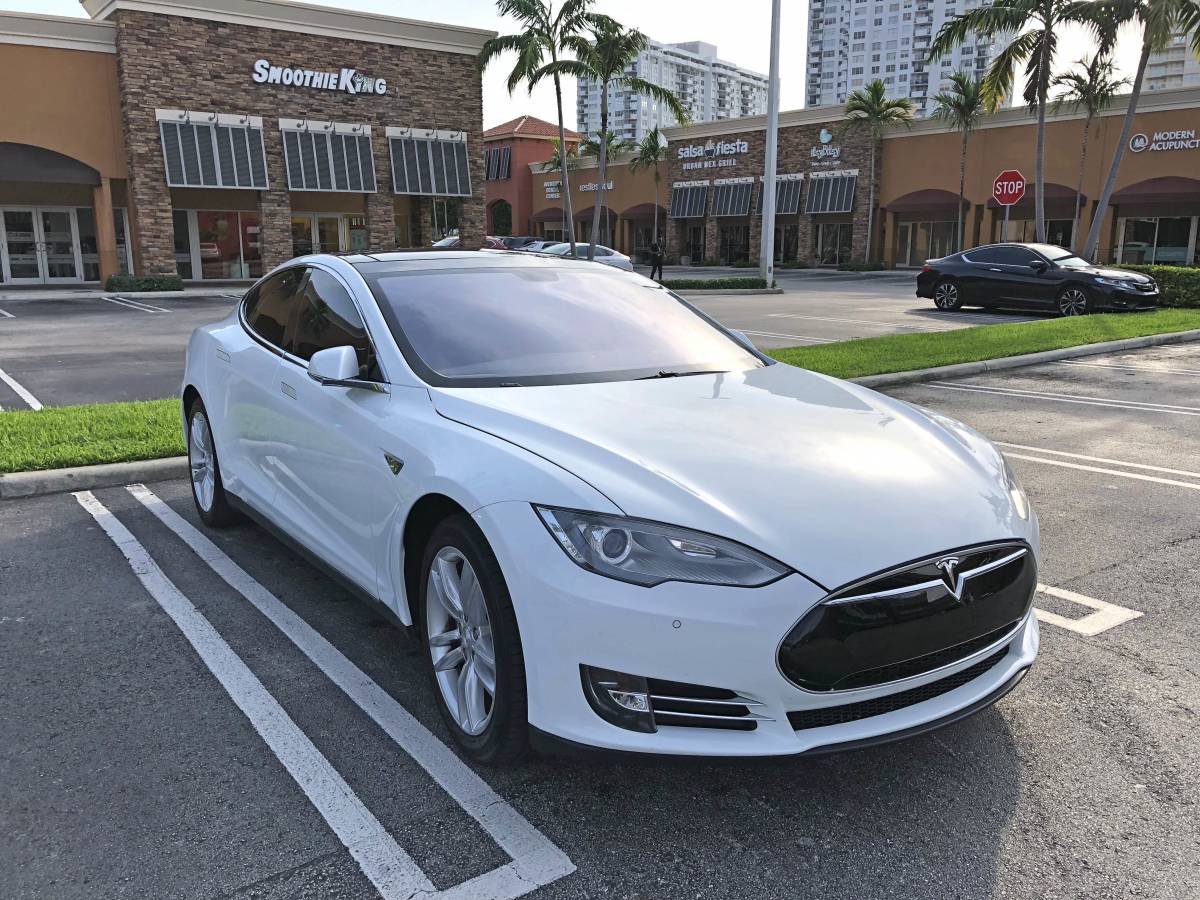 2014 Tesla Model S 5YJSA1S1XEFP30637 for sale in Aventura, FL
