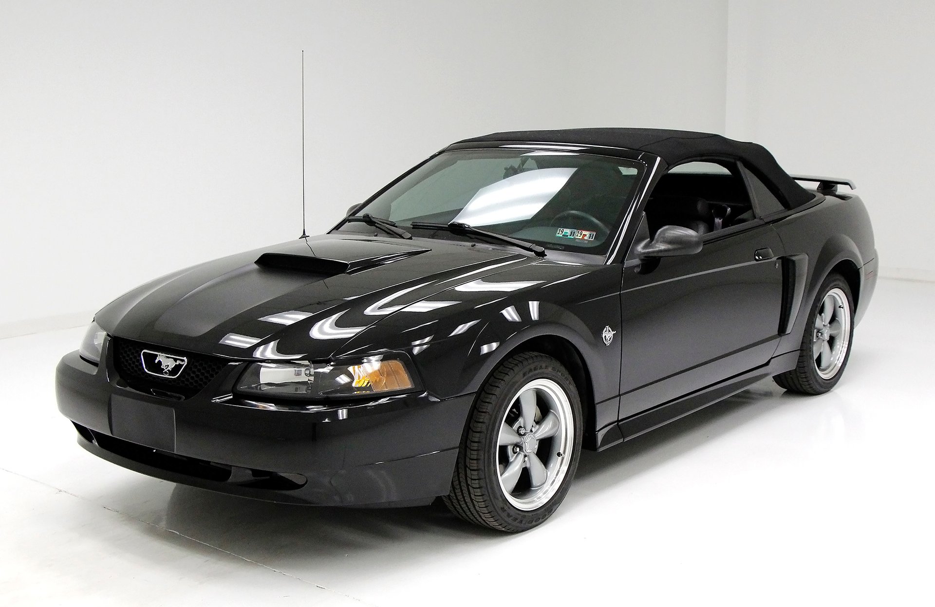 1999 Ford Mustang | American Muscle CarZ