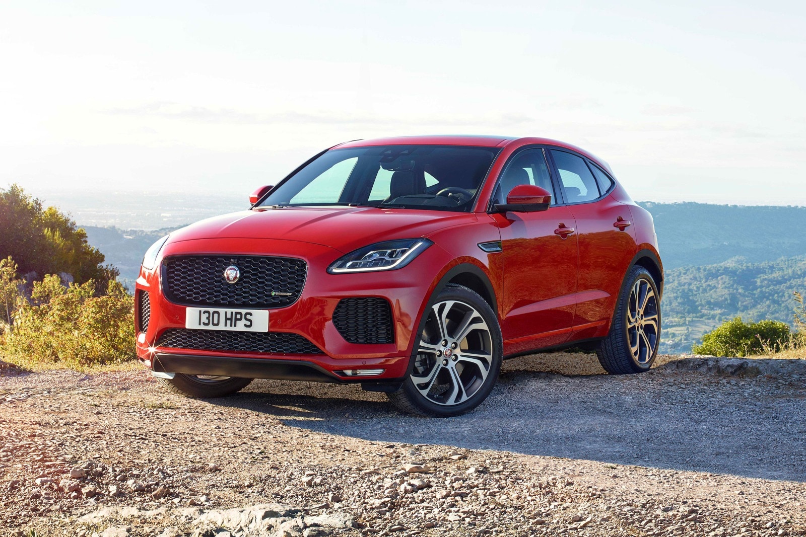 2018 Jaguar E-PACE Review & Ratings | Edmunds