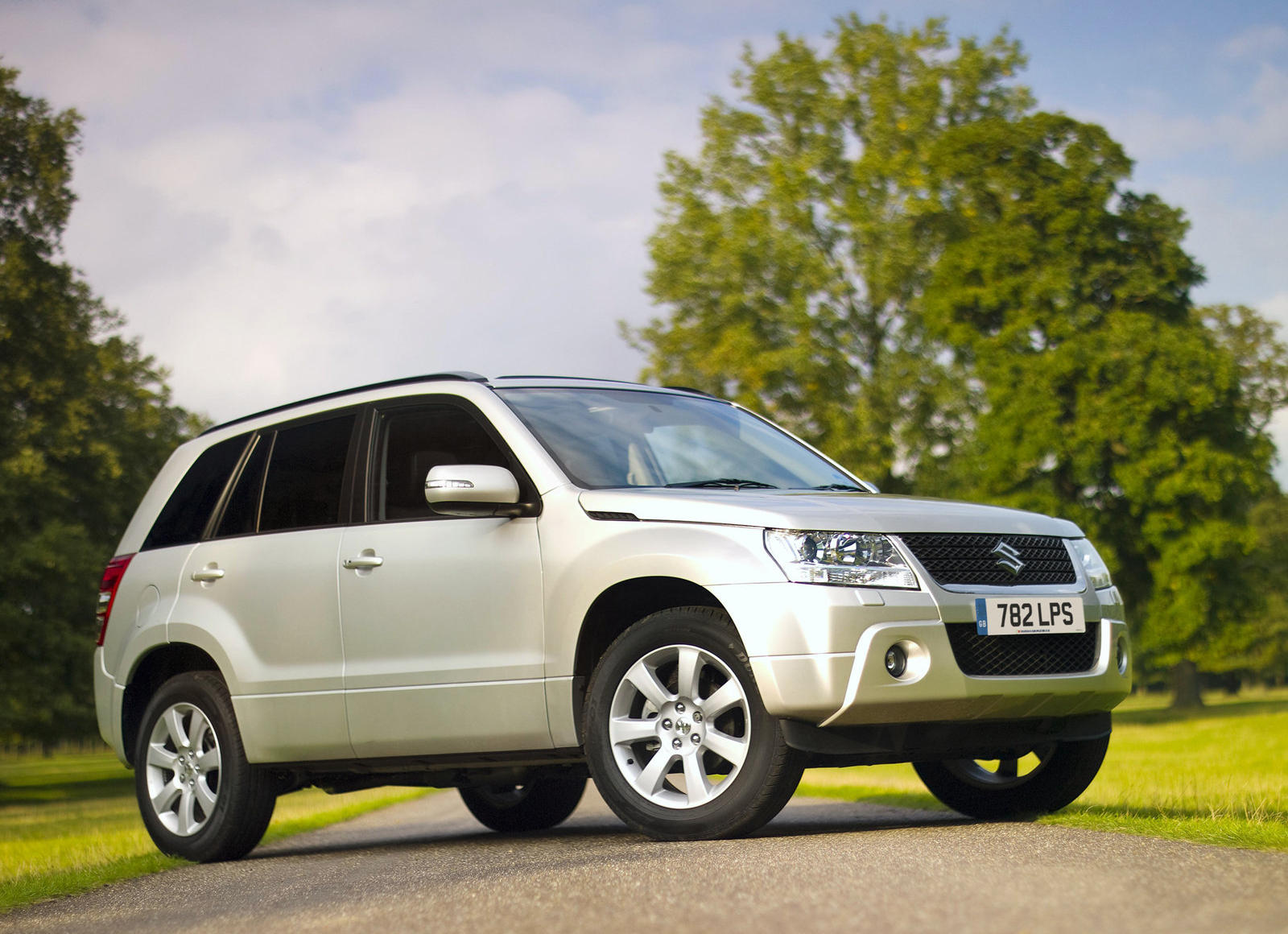 2009 Suzuki Grand Vitara: Review, Trims, Specs, Price, New Interior  Features, Exterior Design, and Specifications | CarBuzz