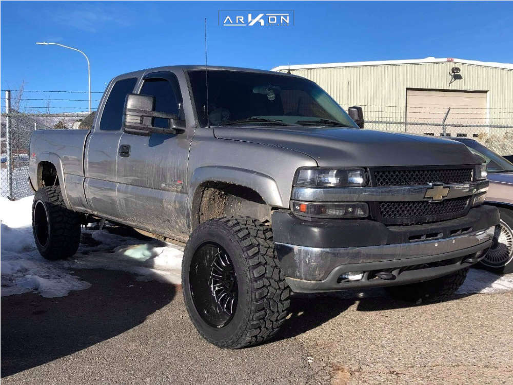 2002 Chevrolet Silverado 2500 HD Wheel Offset Aggressive > 1" Outside  Fender Suspension Lift 2.5" | 605024 | ARKON OFF-ROAD