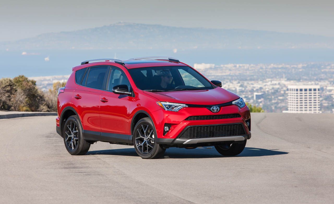 First Drive: Sportier 2016 Toyota RAV4 SE