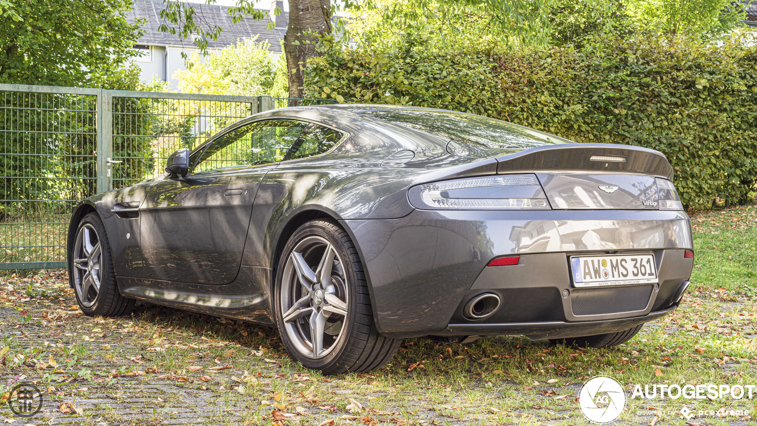 Aston Martin V8 Vantage 2012 - 21 June 2021 - Autogespot