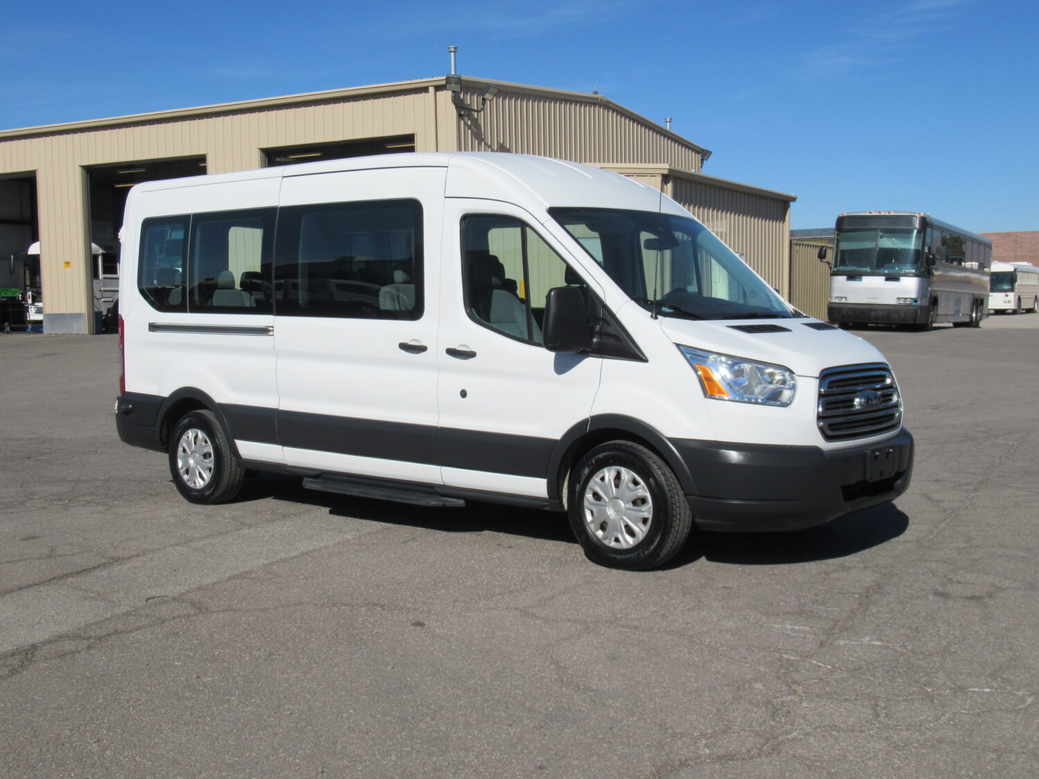2016 Ford Transit 350 Passenger Van S49448 - Las Vegas Bus Sales