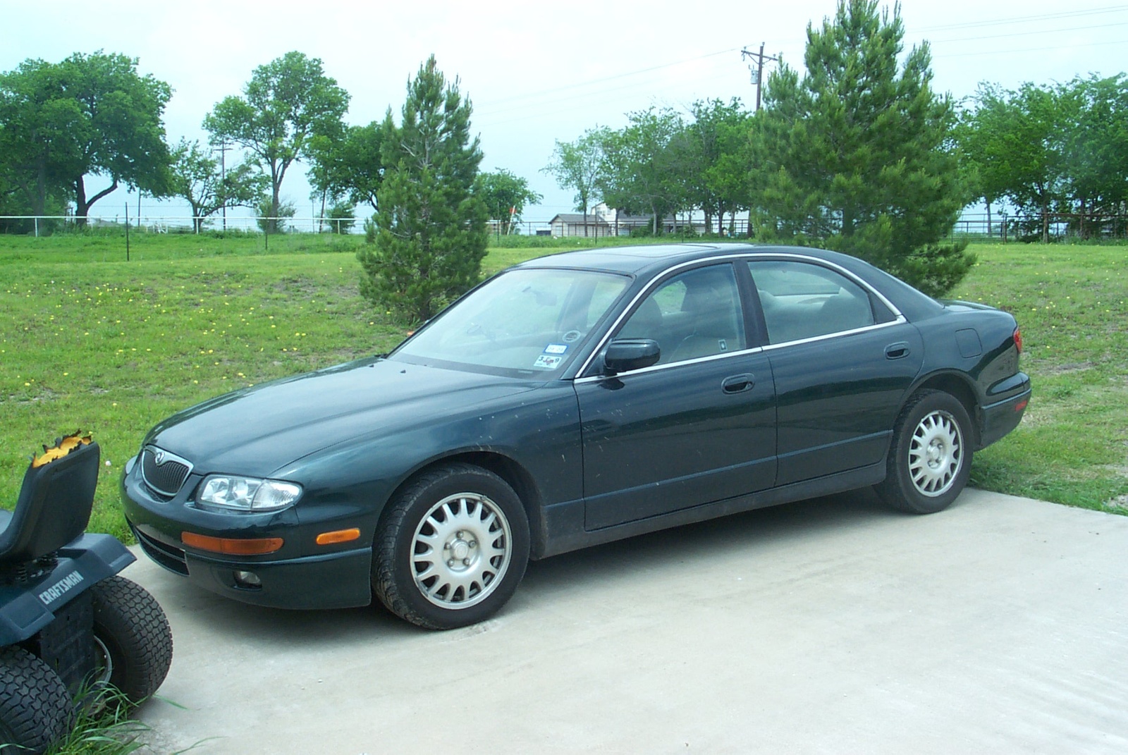 Mazda Millenia I 1997 - 2000 Sedan :: OUTSTANDING CARS