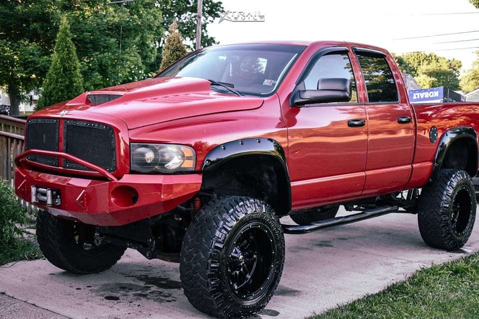 2002 Dodge Ram 1500 Wheel Offset Aggressive > 1" Outside Fender Suspension  Lift 6" | 1148878 | TrailBuilt Off-Road