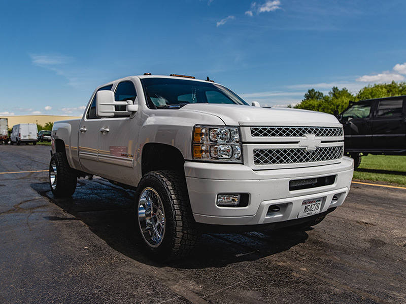 2013 Chevrolet Silverado 2500 HD - 20x12 Hostile Wheels 305/55R20 Nitto  Tires Rough Country 1.5-2-inch Leveling Lift Kit