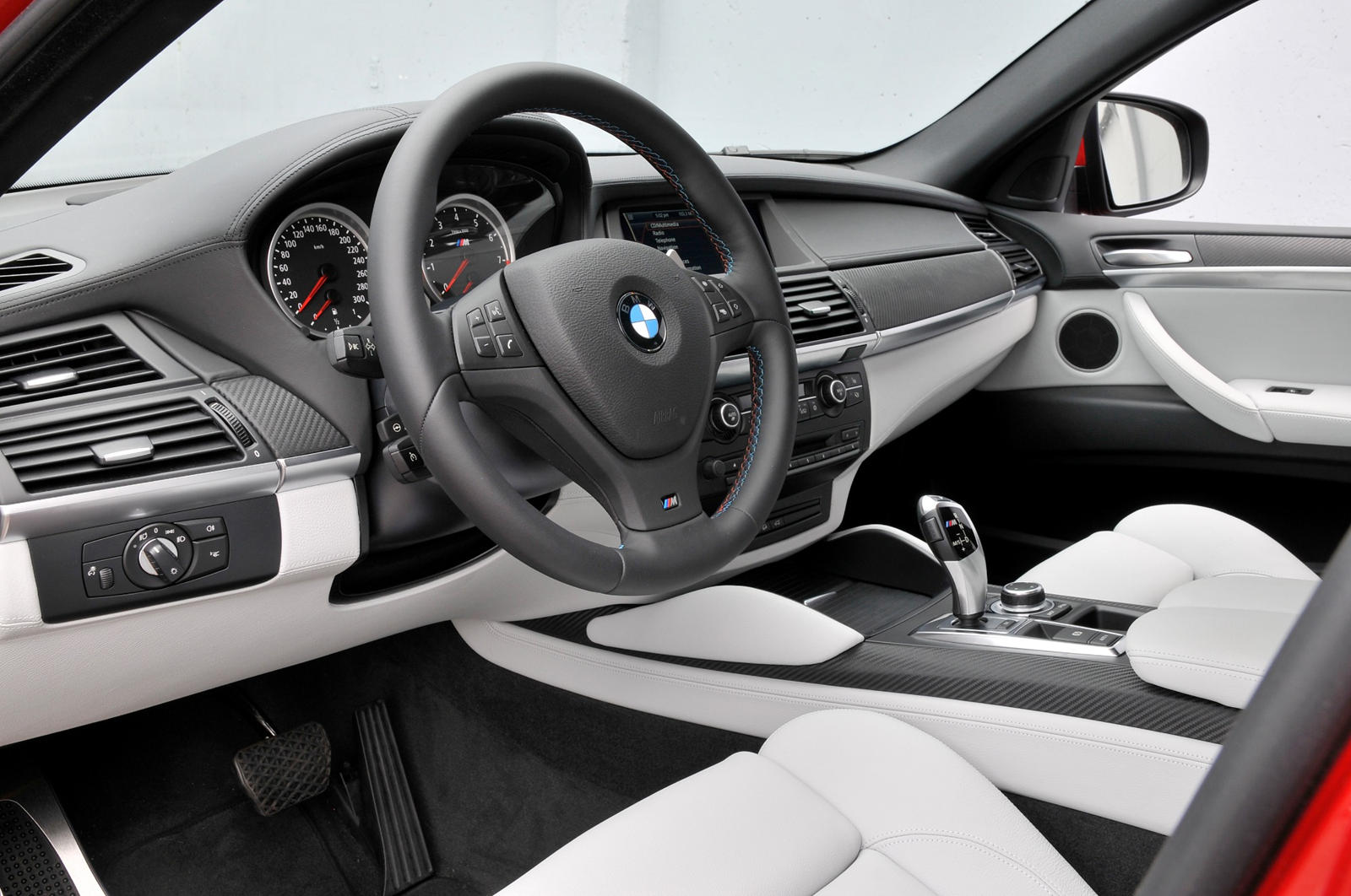 2012 BMW X6 M Interior Photos | CarBuzz