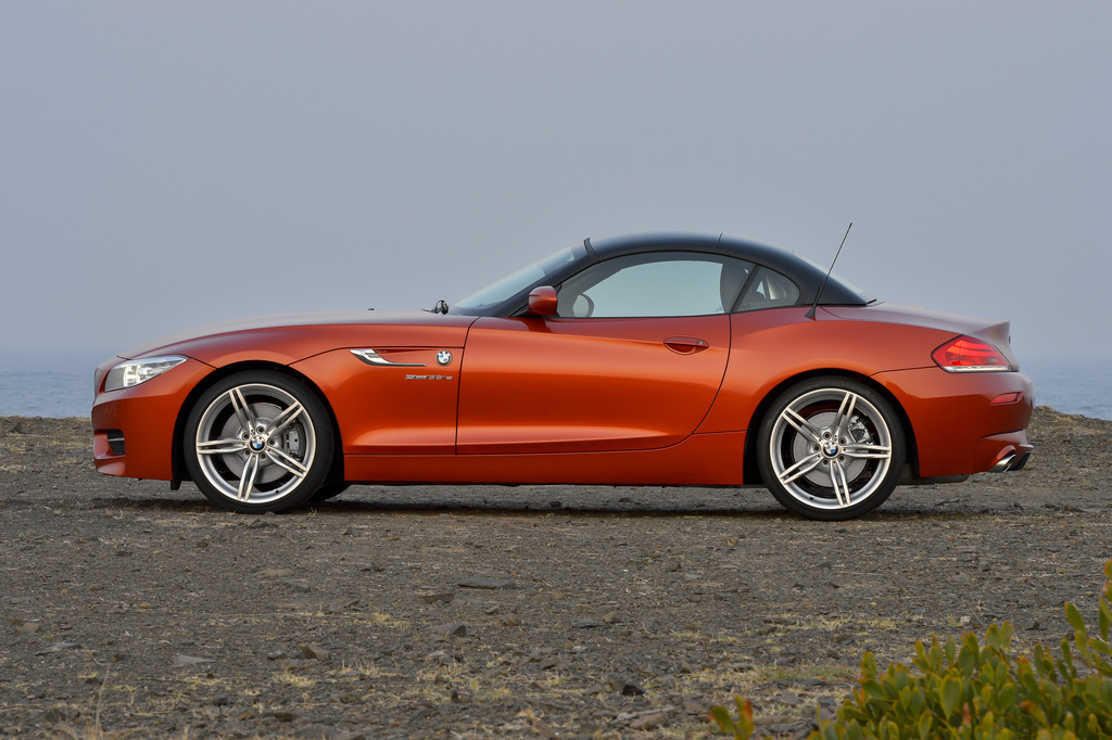 2013 BMW Z4 sDrive35is – Supercars.net