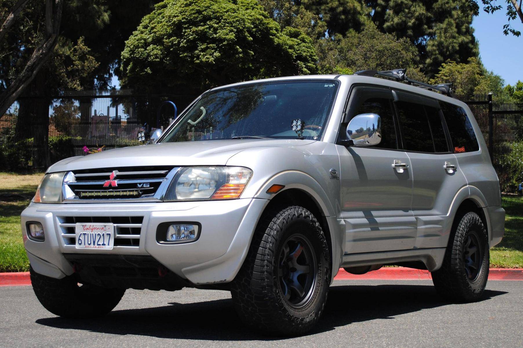 2001 Mitsubishi Montero Limited 4x4 for Sale - Cars & Bids