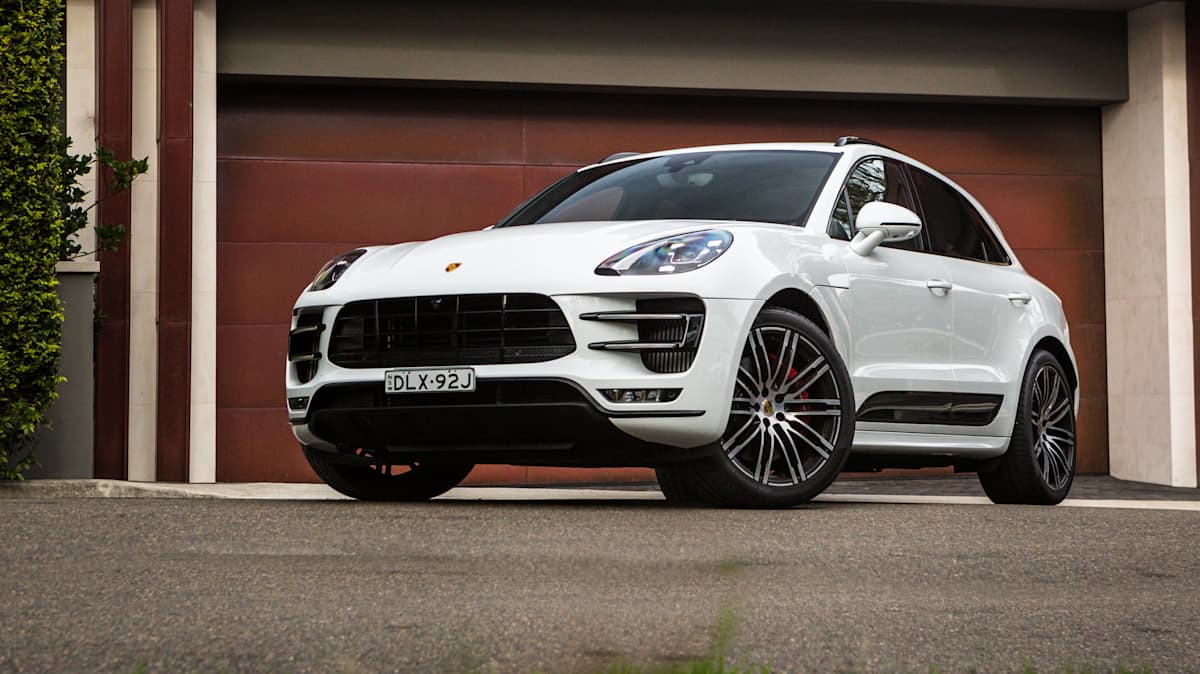 2017 Porsche Macan Turbo Performance Package review - Drive