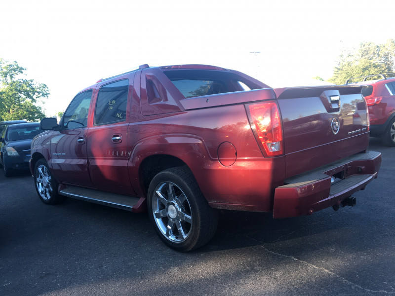 2006 Cadillac Escalade EXT - AWD Bob and Jill's Drive and Buy | Dealership  in Bemidji