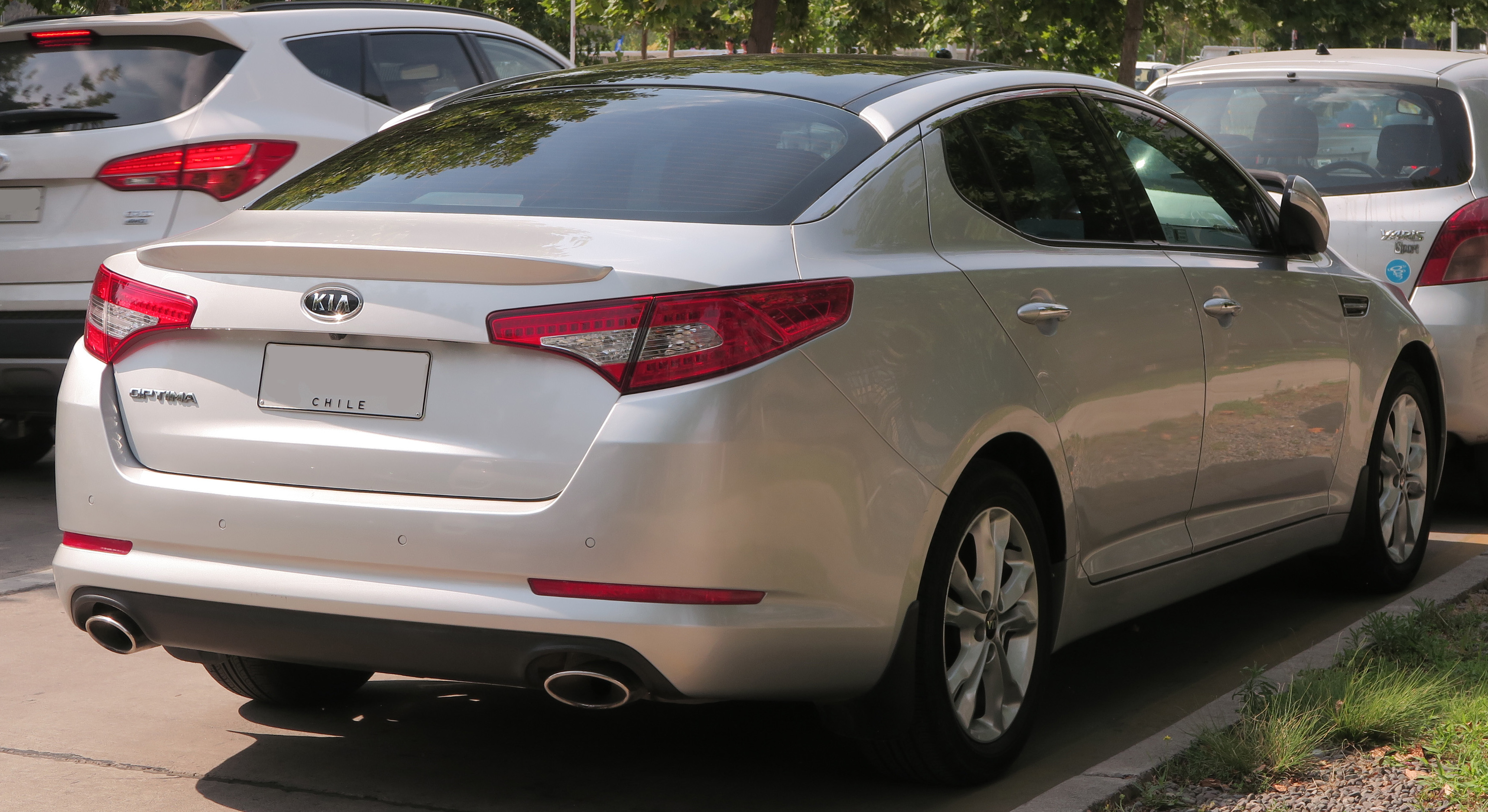 File:Kia Optima 2.0 EX 2013 (2).jpg - Wikimedia Commons