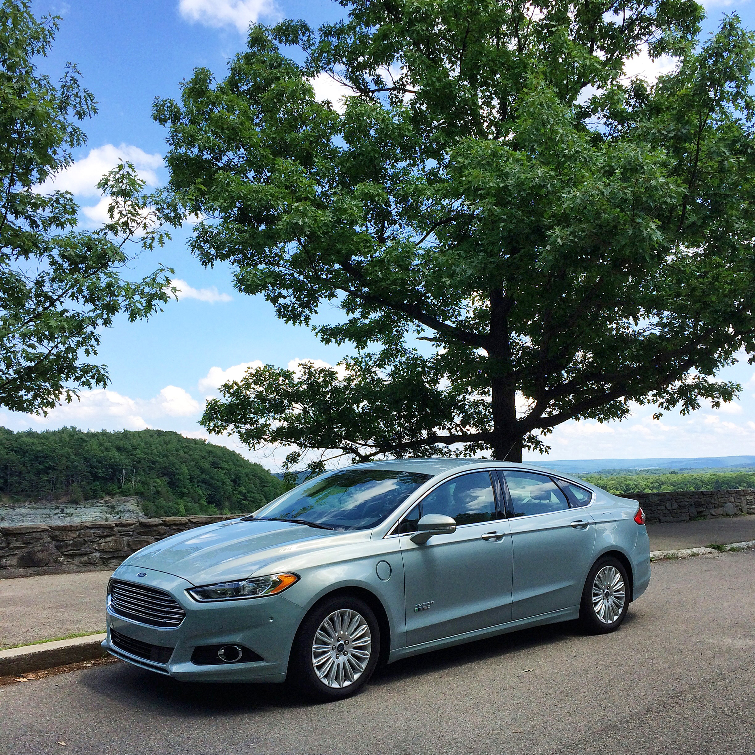 Review: 2014 Ford Fusion Energi Plug-In Hybrid SE | Drive My Family