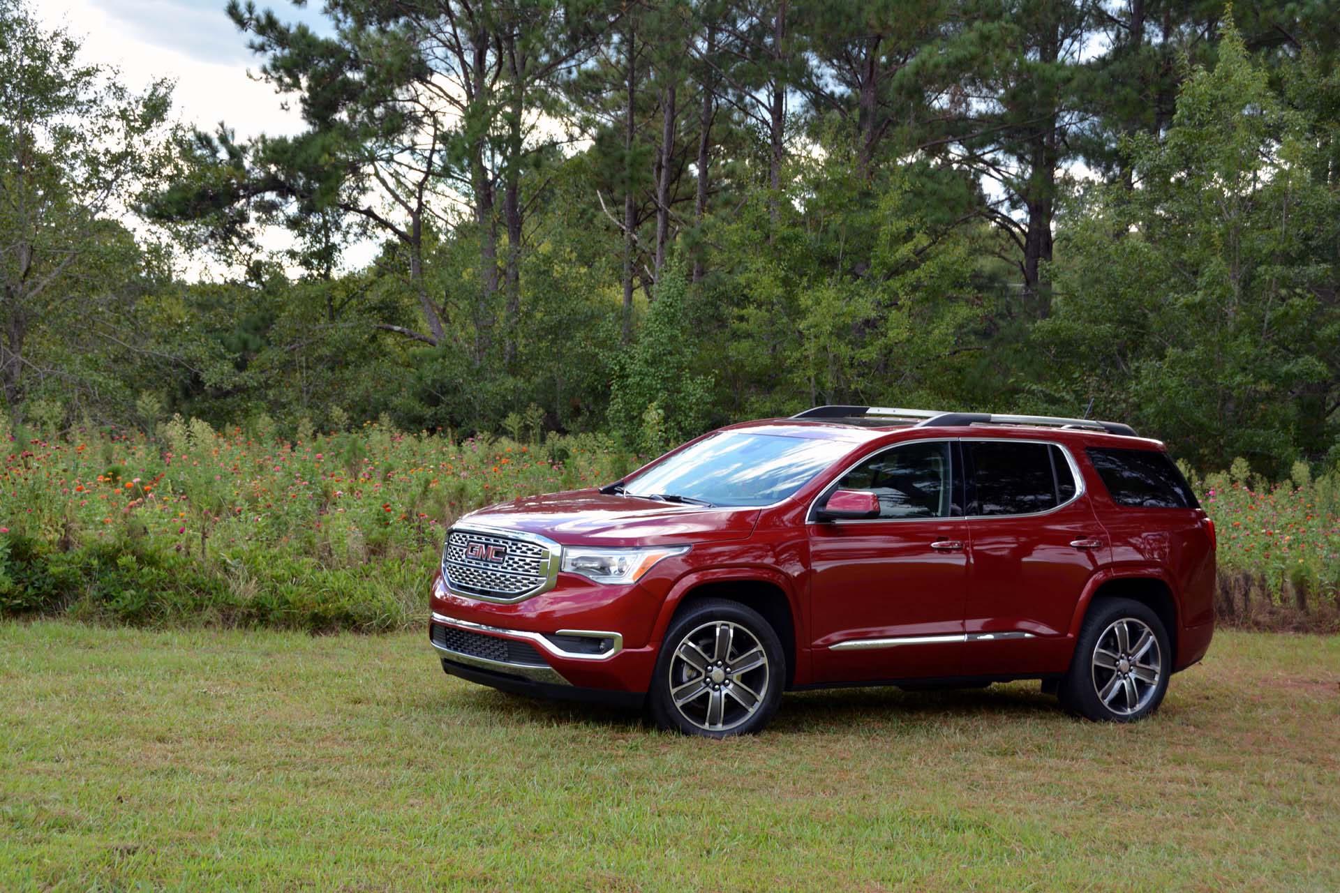 Bold and Luxurious: 2019 GMC Acadia Denali Test Drive Review | AutoNation  Drive