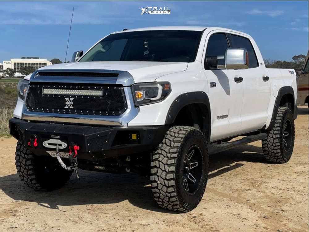 2014 Toyota Tundra Wheel Offset Aggressive > 1" Outside Fender Suspension  Lift 6" | 1588119 | TrailBuilt Off-Road