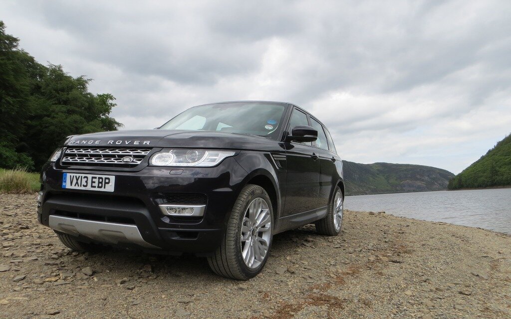 2014 Land Rover Range Rover Sport: All-Terrain Land Missile - The Car Guide