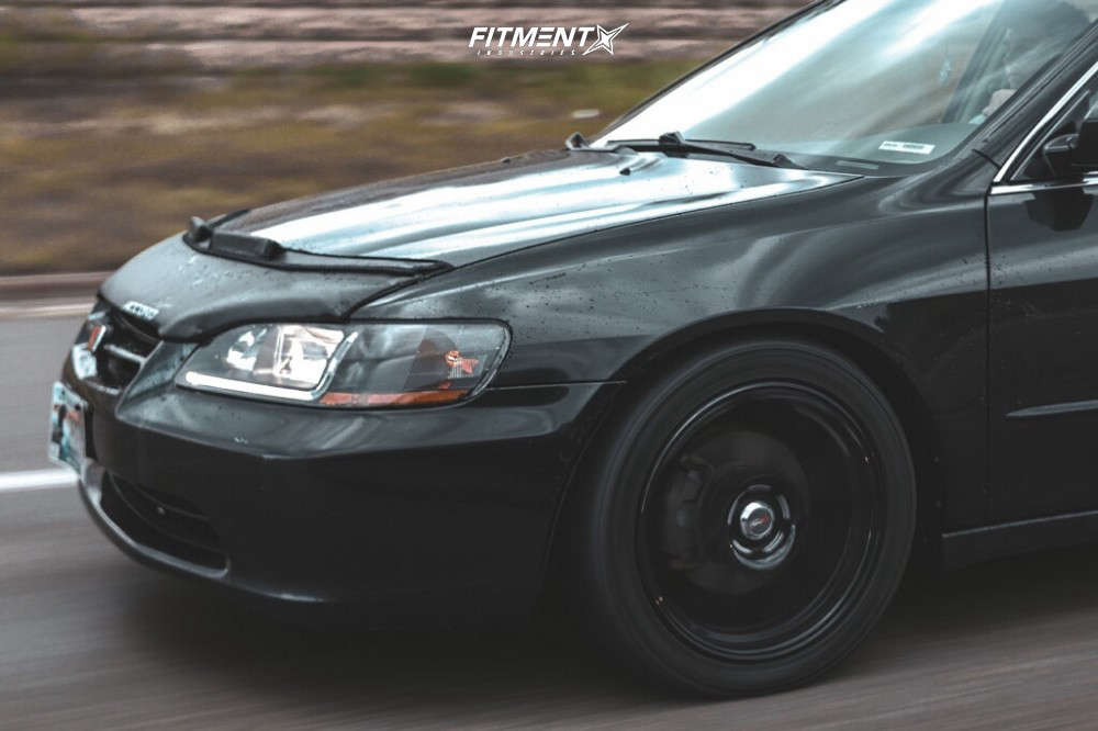 1999 Honda Accord EX with 18x8.5 Drag Dr33 and Yokohama 225x45 on Coilovers  | 613153 | Fitment Industries