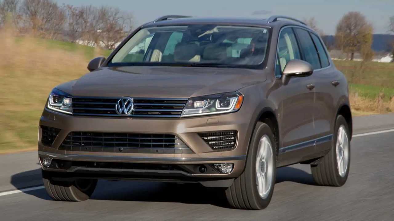 2016 VW Touareg Diesels With Barely Any Miles Selling For Over MSRP