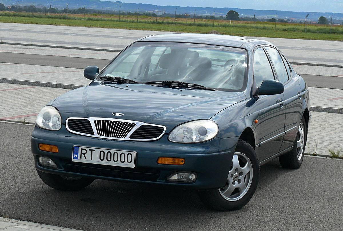 2001 Daewoo Leganza SE - Sedan 2.2L auto