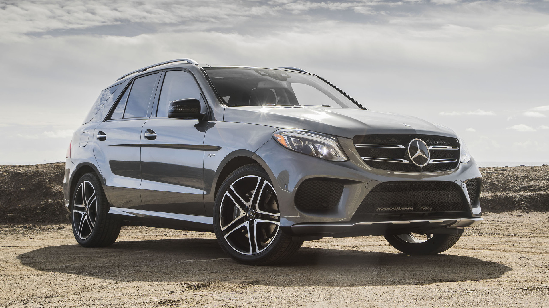 2017 Mercedes-AMG GLE43 Review: A dad bod that can keep up