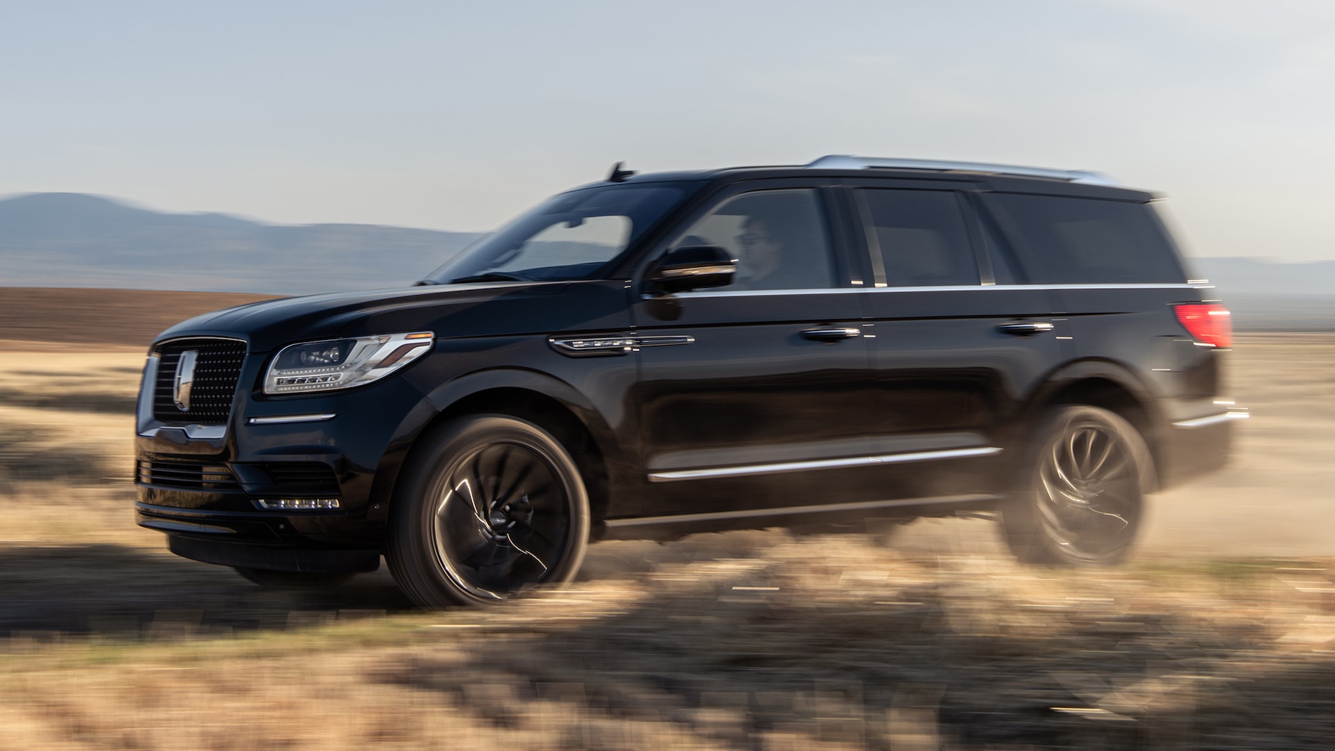 One Week With the 2020 Lincoln Navigator: Still Impressing Us