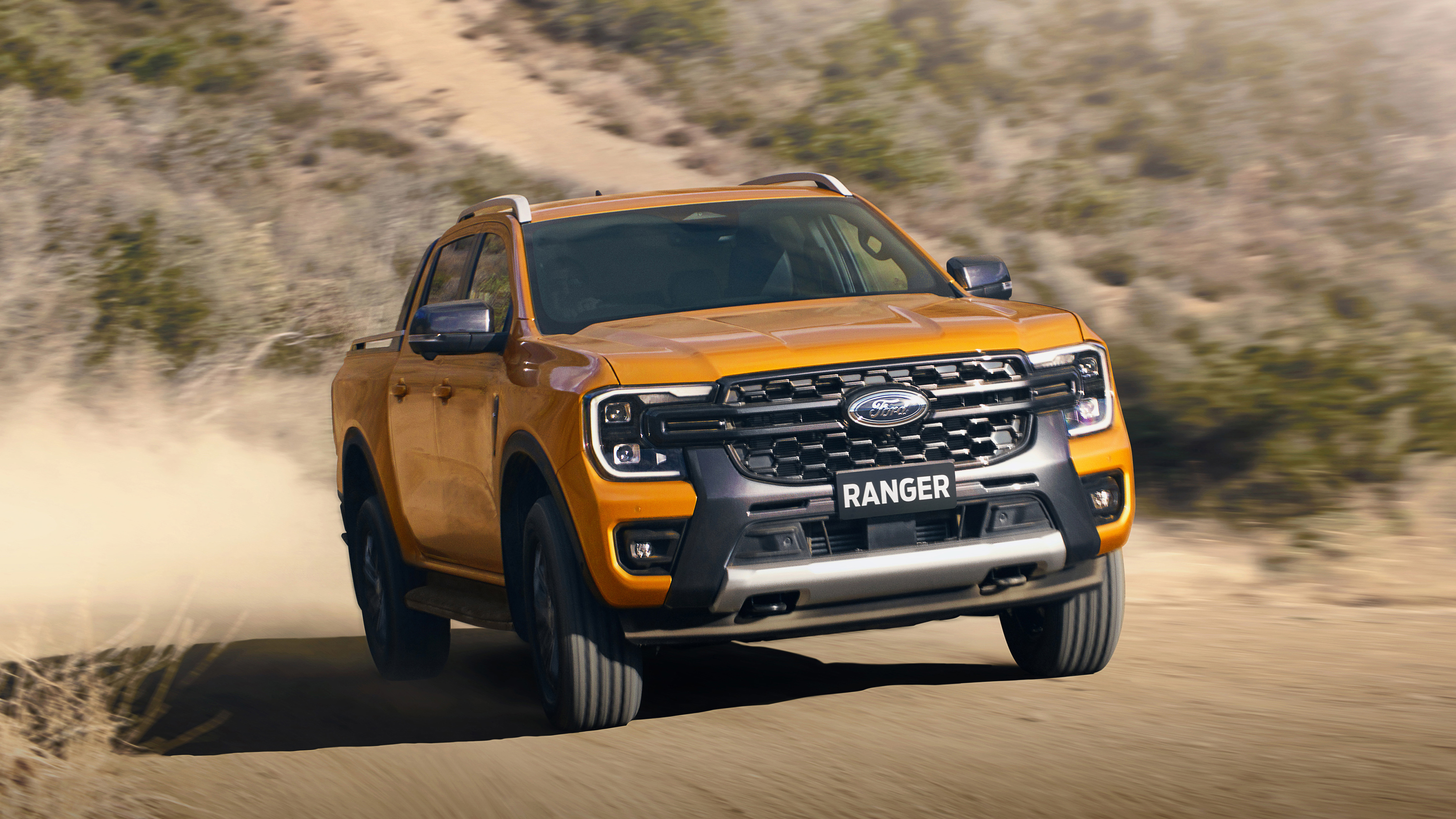 The new Ford Ranger looks like an F-150 and will go like a mini Dakar car |  Top Gear