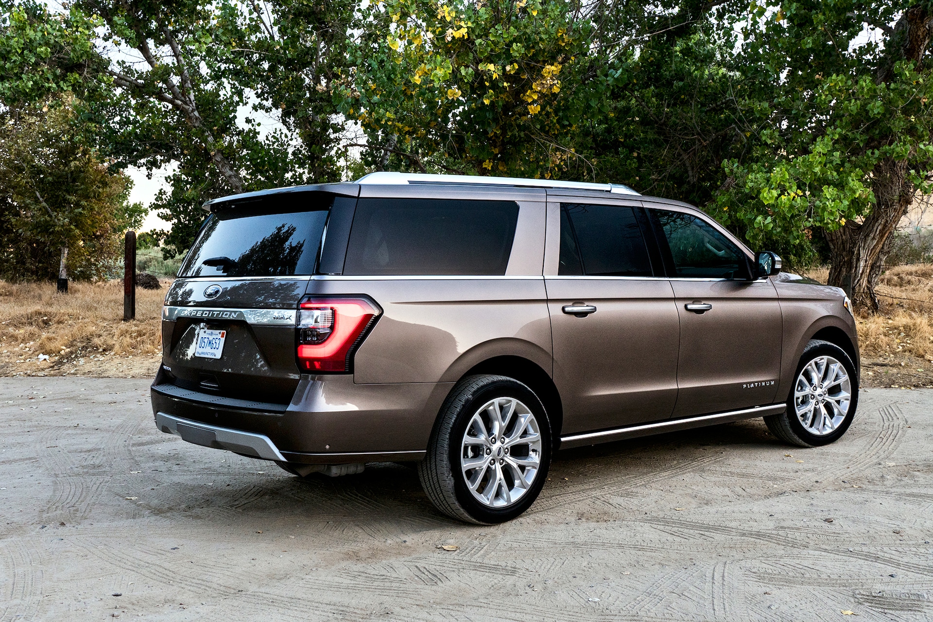 Eight Cool Things About the 2018 Ford Expedition Platinum Max
