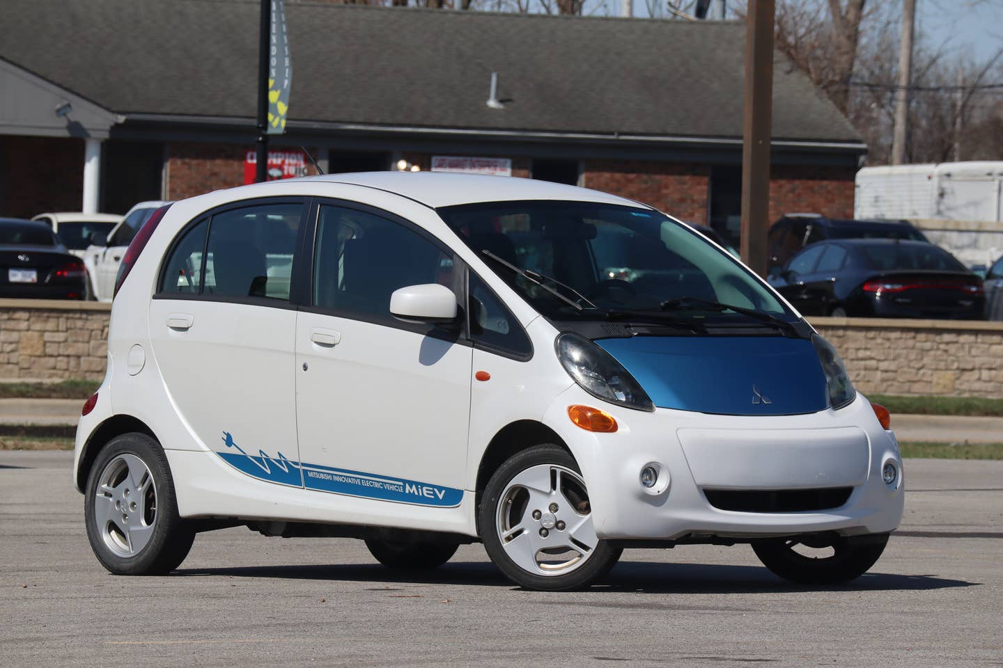 My $3,500 Mitsubishi i-MiEV Proves 45 Miles of EV Range Might Be Enough