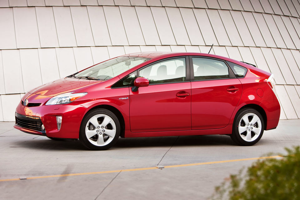 2014 Toyota Prius Review | Best Car Site for Women | VroomGirls