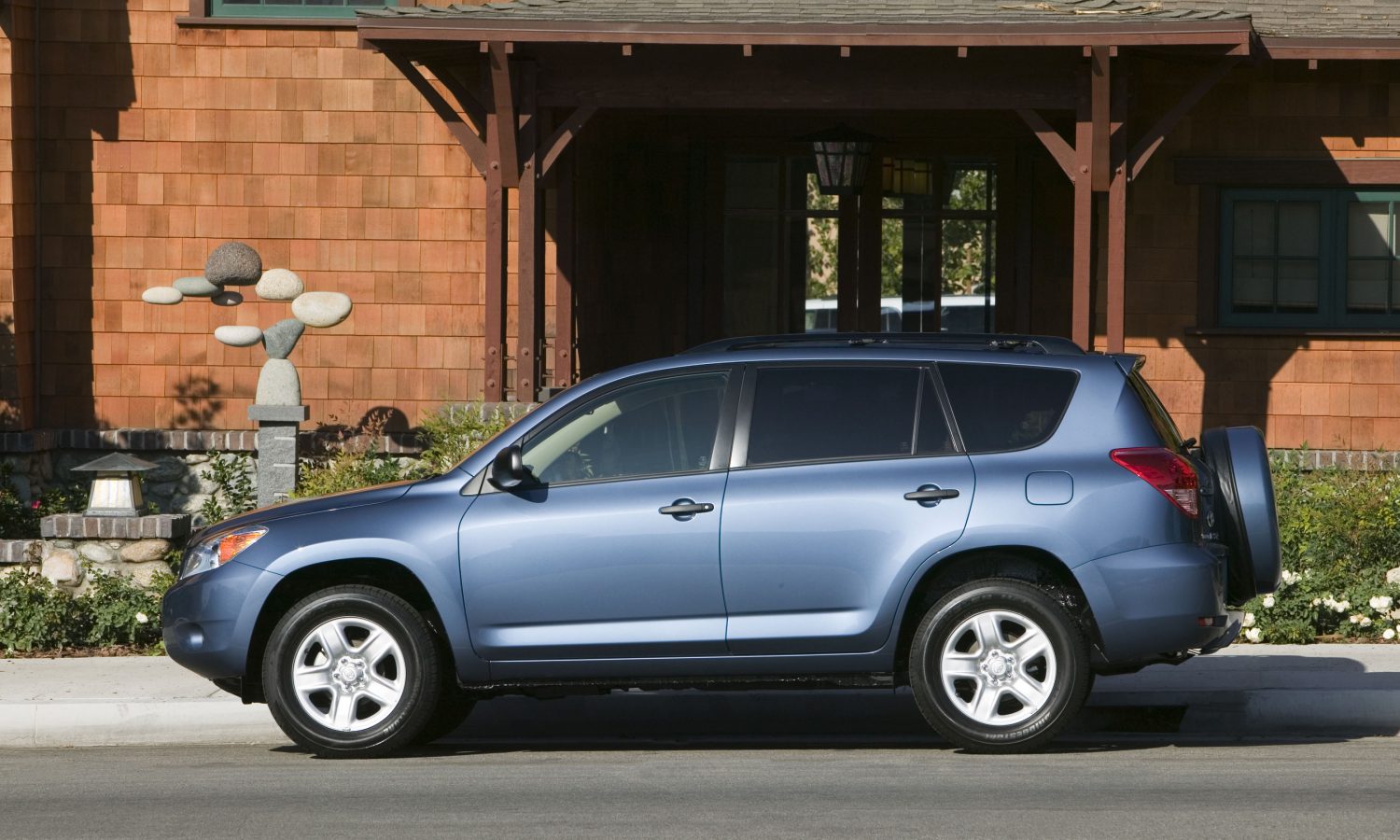 2006 Toyota RAV4 Base 002 - Toyota USA Newsroom