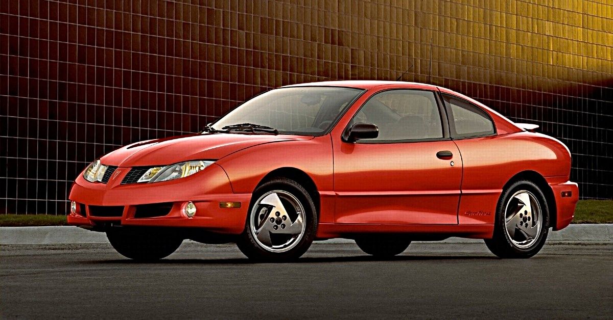 The Pontiac Sunfire GT Is The 90s Sport Coupe You Missed Out On
