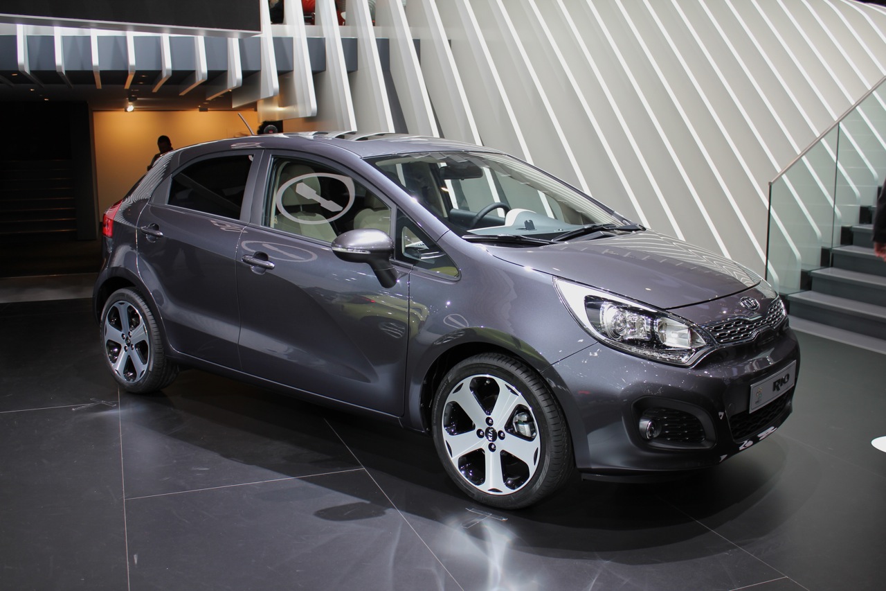 2012 Kia Rio Hatchback Live Photos: 2011 Geneva Motor Show