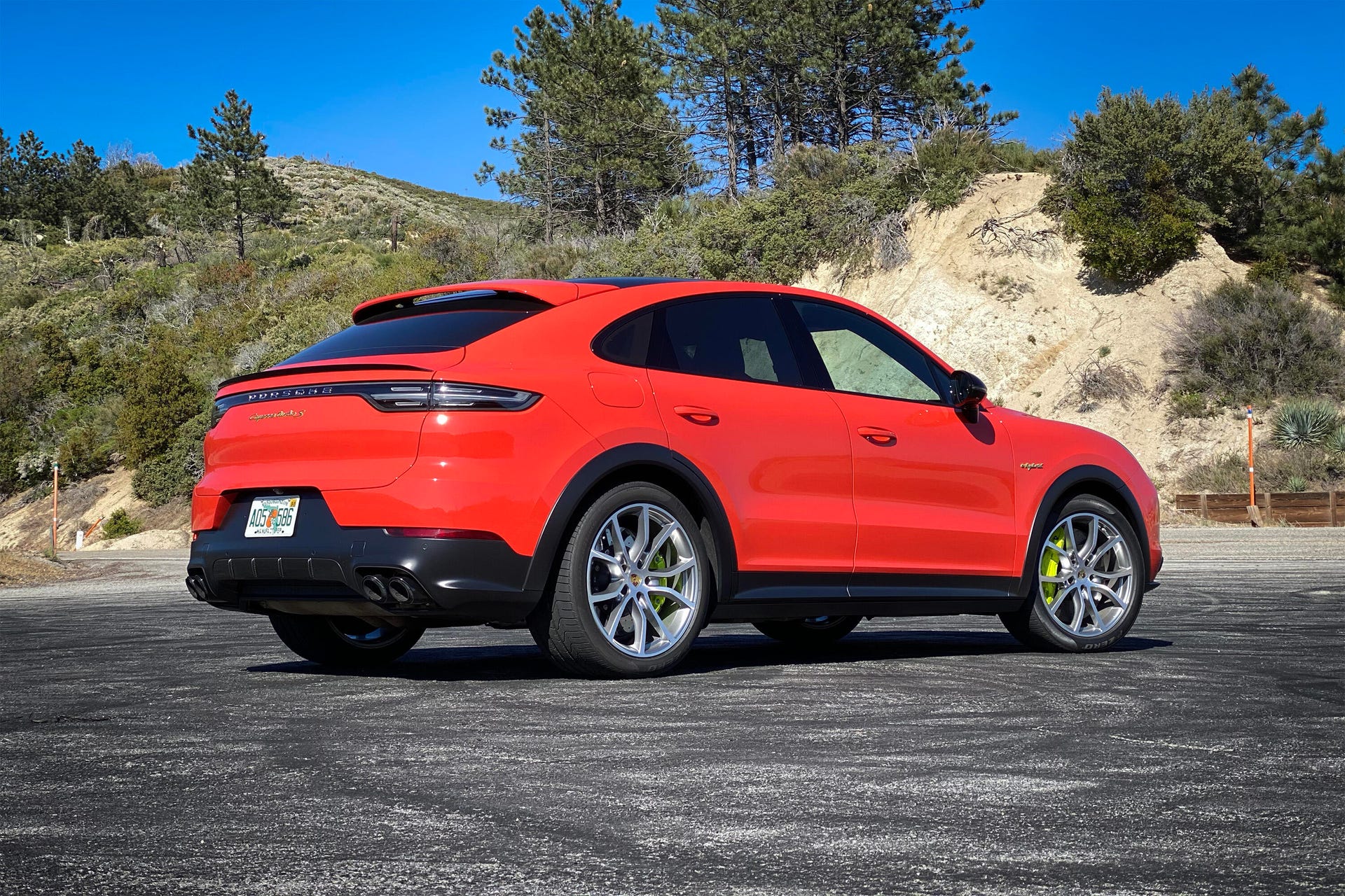 2020 Porsche Cayenne Turbo S E-Hybrid Coupe review: Absurd, but like, in a  good way - CNET