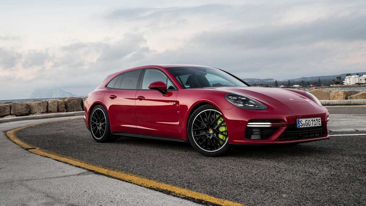 2018 Porsche Panamera Sport Turismo review: Turbo S E-Hybrid - Drive