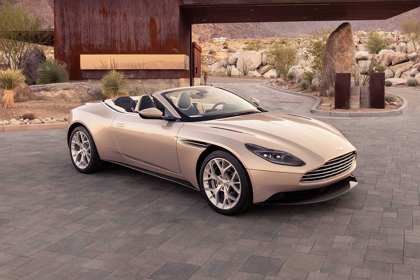 2019 Aston Martin DB11 Review & Ratings | Edmunds