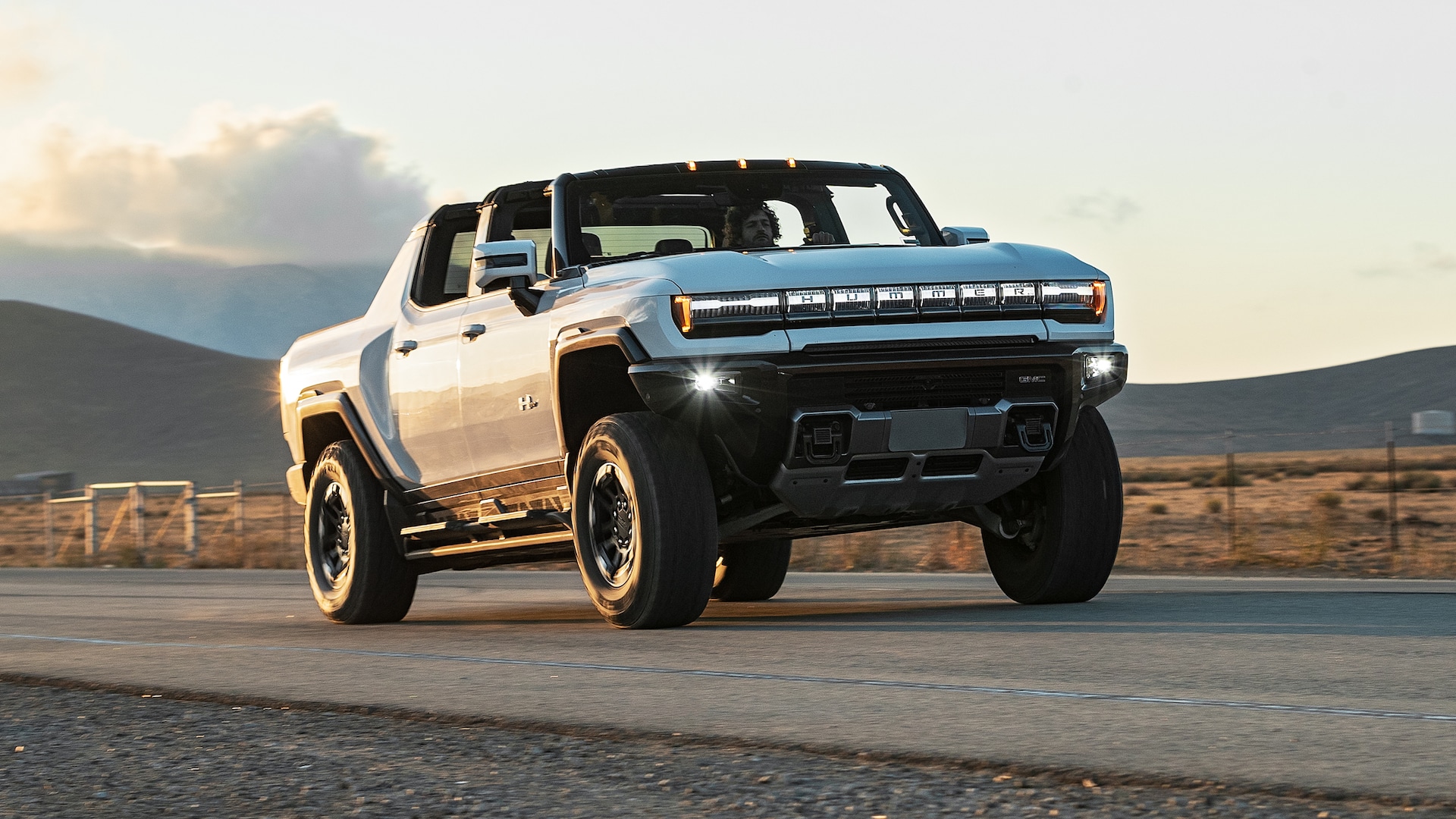 2022 GMC Hummer EV Pickup Pros and Cons Review: Making Its Theatrical Debut